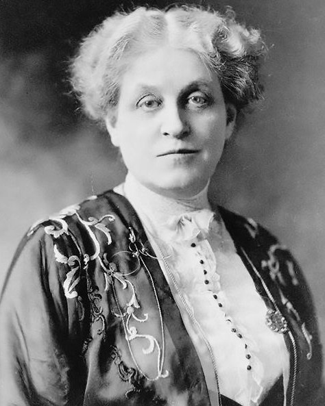 Photo of Carrie Chapman Catt in 1909.